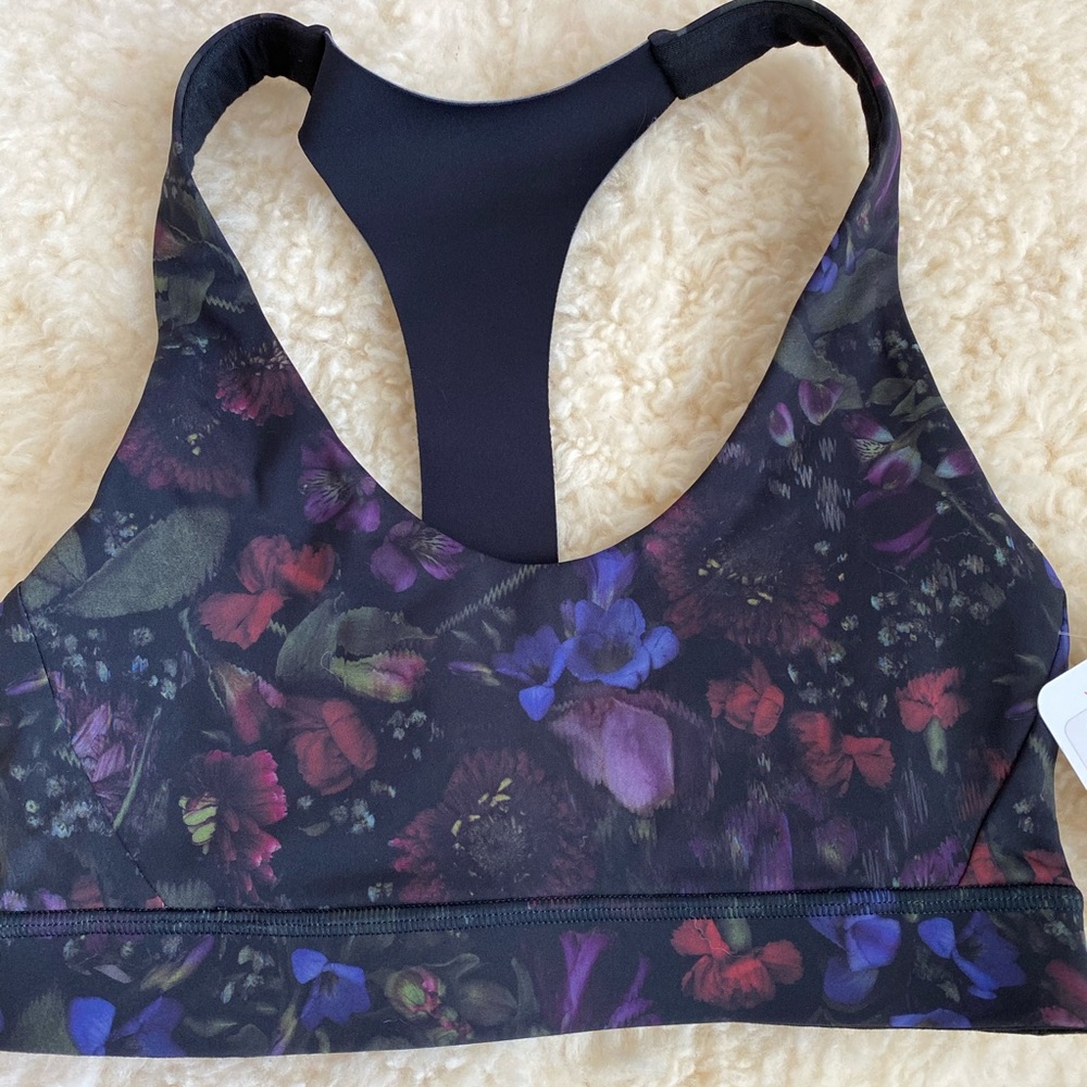 NWT Lululemon Break Free Bra size 4